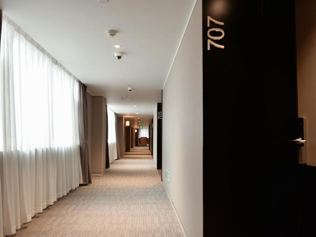 Home Inns Plus Shanghai Xujiahui Branch Eksteriør bilde
