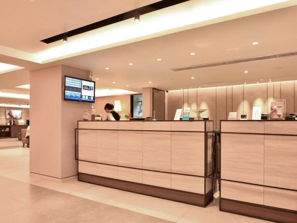 Home Inns Plus Shanghai Xujiahui Branch Eksteriør bilde