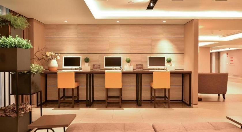 Home Inns Plus Shanghai Xujiahui Branch Eksteriør bilde